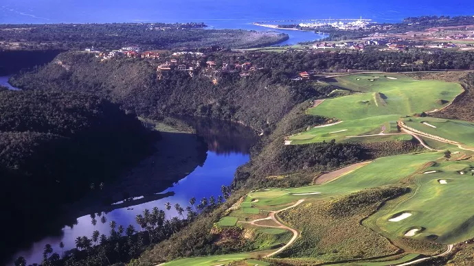 Dominican Republic golf courses - Dye Fore Golf Course - Photo 4